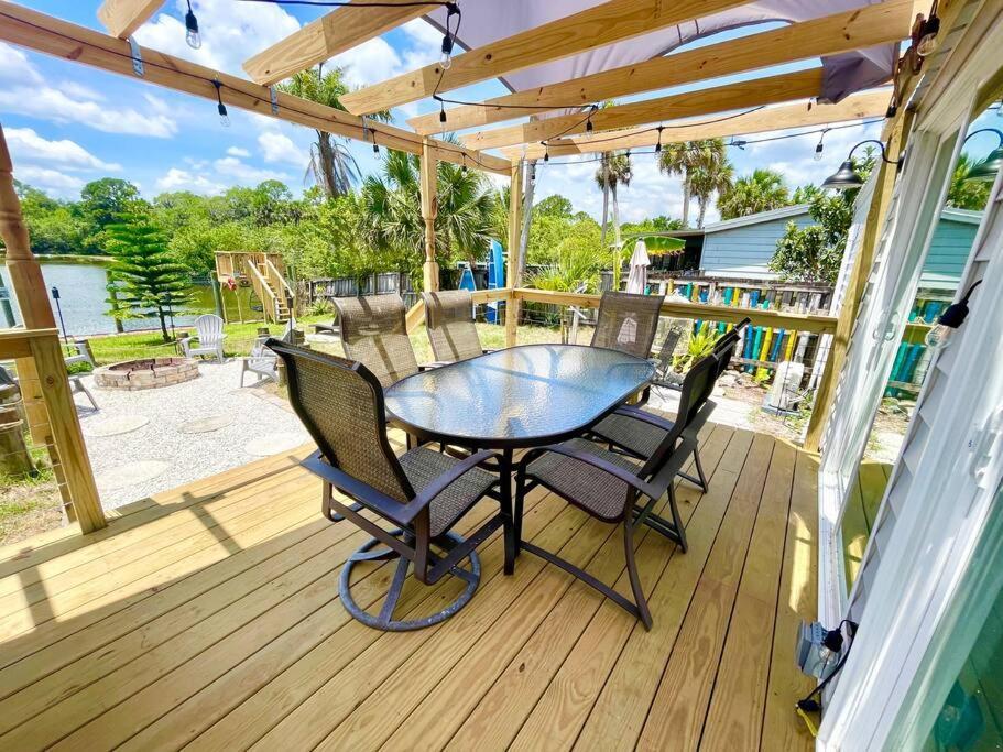 Merrit Island Waterfront House Lots Of Parking Villa Merritt Island Exterior foto